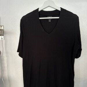 Worthington Womens Black Ribbed V-Neck Tee